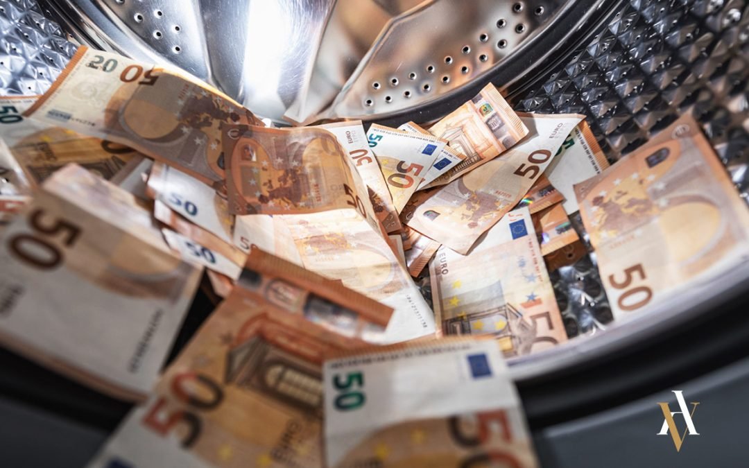 Lavado de dinero, billetes de 50€ en una lavadora para suponer el blanqueo de capitales