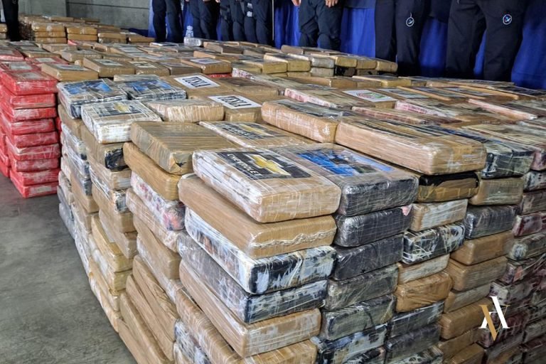 Droga incautada en un almacen la pena por trafico de droga puede alcanzar los 9 años, el delito de trafico de roga está perseguido por las autoridades.
