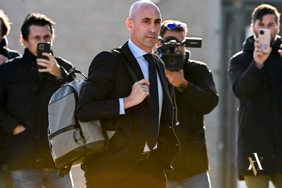 Luis Rubiales juicio Luis Rubiales a la salida del juicio por el que se le condena por agresión sexual