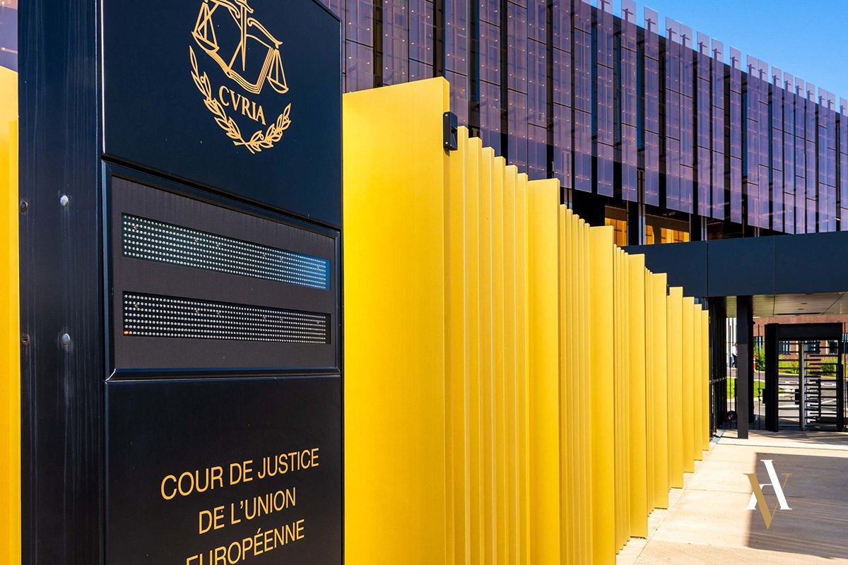 Recursos ante el Tribunal de Justicia de la Unión Europea en casos de extradición Fachada del Tribunal de Justicia de la Unión Europea como posible vía internacional en los recursos del procedimiento de extradición