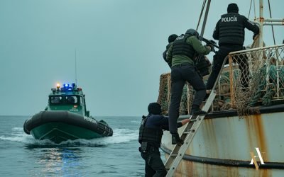 ¿Puede España juzgarme por tráfico de drogas si me detienen en alta mar?